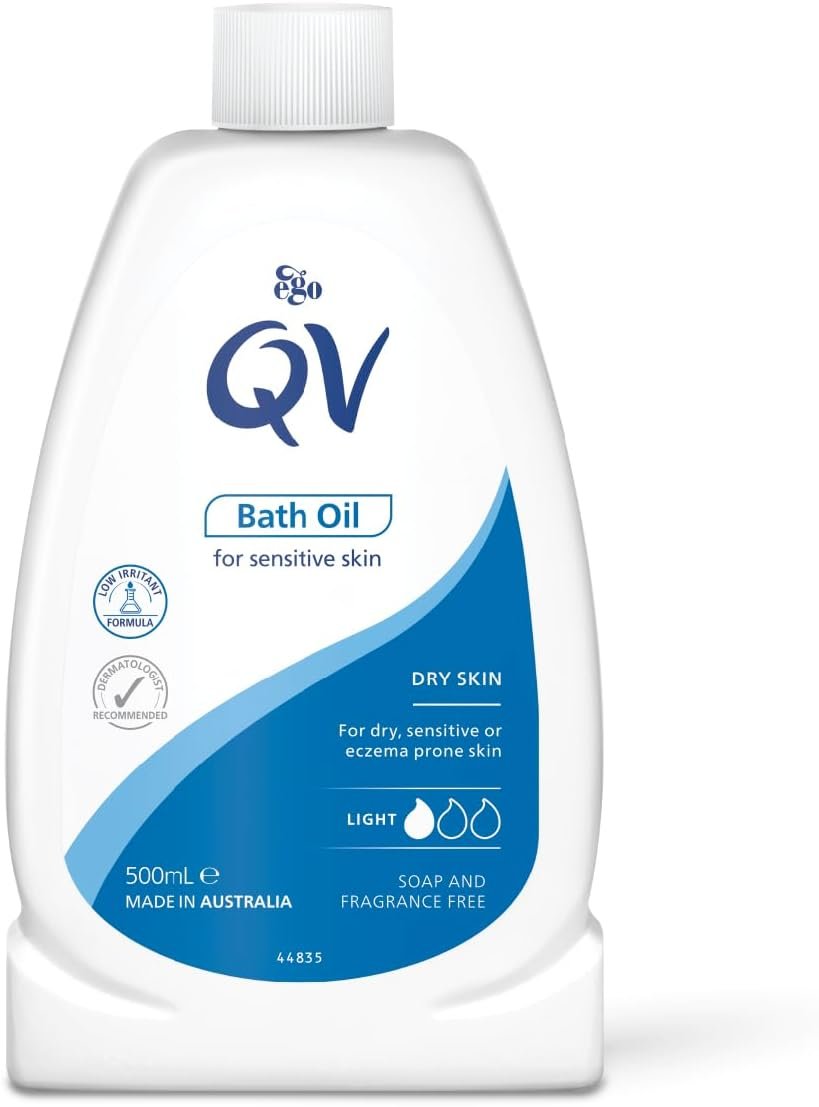 QV Bath Oil (500 ml) Moisturising Bath Soak for Sensitive Skin, Relief from Dry Itchy Skin, Gentle pH Balanced Formula, Fragrance Free, Soap Free, Non...